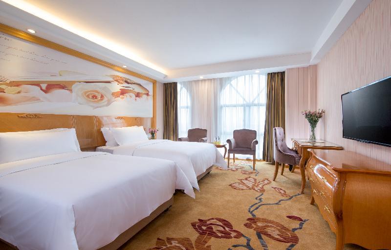 Vienna International Hotel Luogang Wanda Plaza Kanton Exteriér fotografie